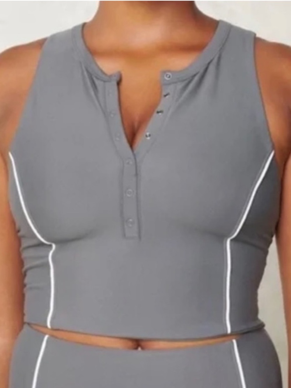 Abercrombie YPB sculptLUX Plunge Henley Slim Tank Gray Medium